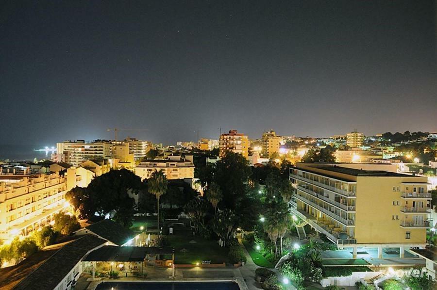 Carihuela Park Palace - Cocasa Apartment ตอร์เรโมลิโนส ภายนอก รูปภาพ