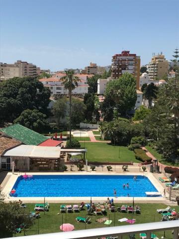 Carihuela Park Palace - Cocasa Apartment ตอร์เรโมลิโนส ภายนอก รูปภาพ