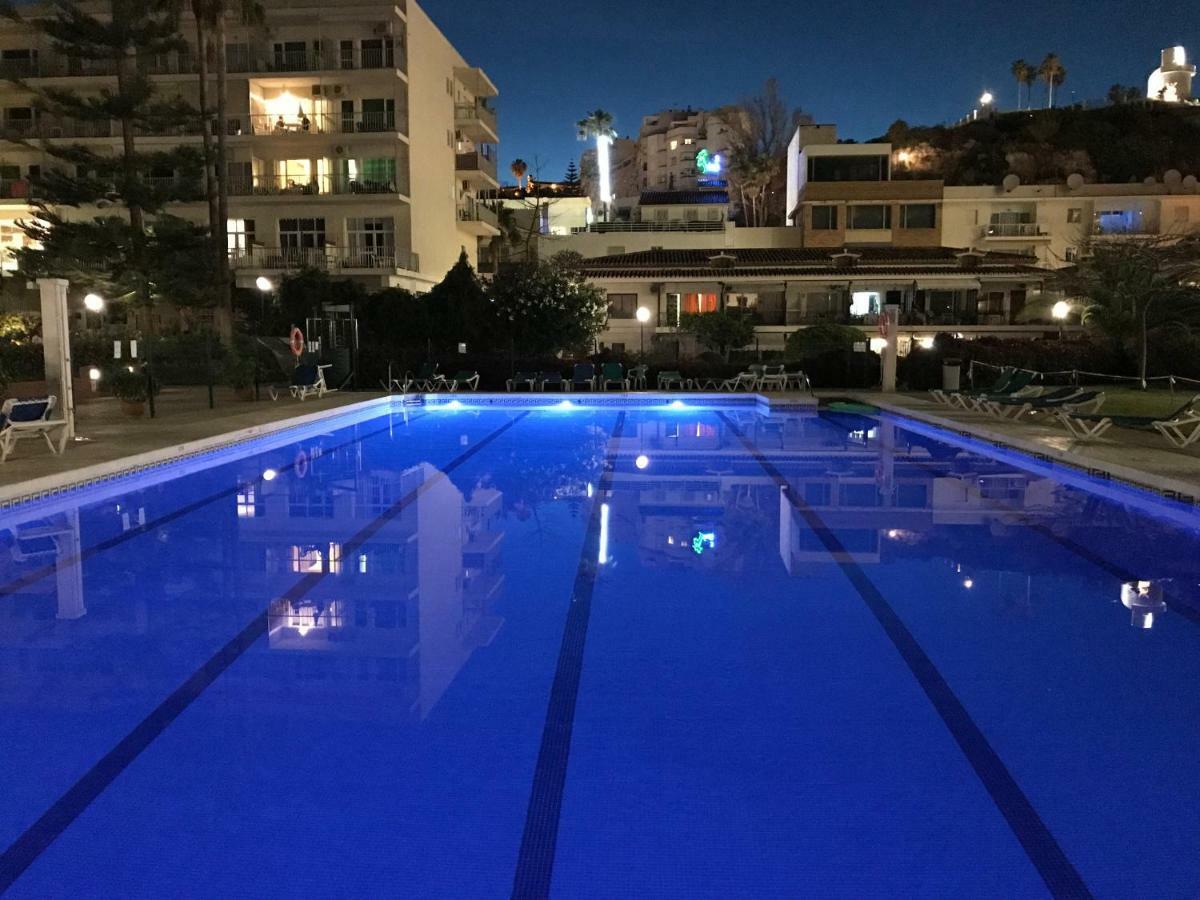 Carihuela Park Palace - Cocasa Apartment ตอร์เรโมลิโนส ภายนอก รูปภาพ