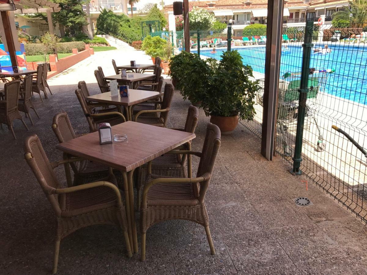 Carihuela Park Palace - Cocasa Apartment ตอร์เรโมลิโนส ภายนอก รูปภาพ